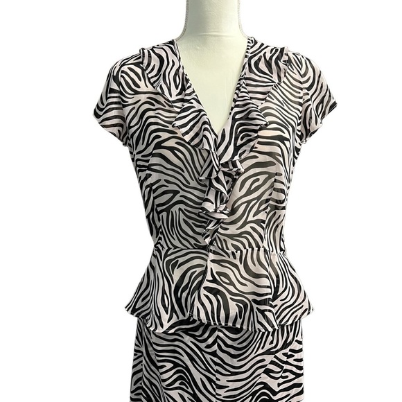 Victoria’s Secret (EUC) 2 Piece PJ Set Size Large - Picture 2 of 12